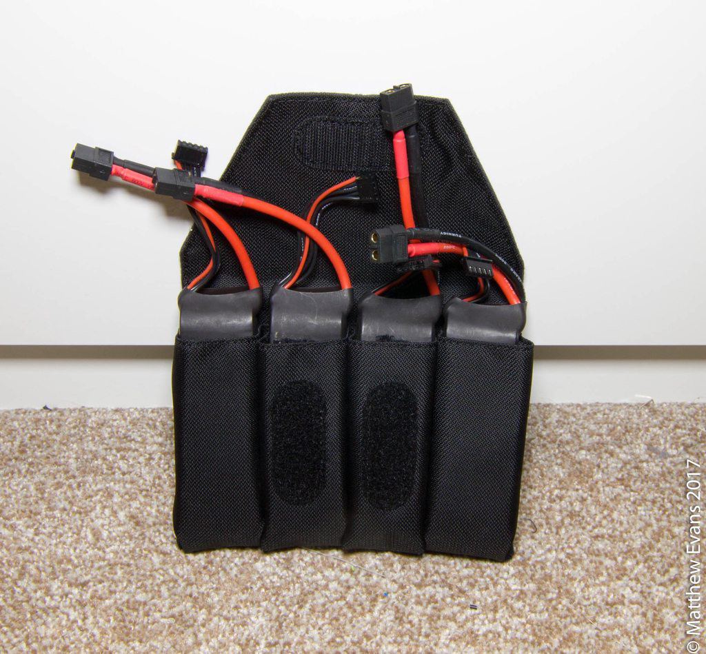 4 Battery Holder with HobbyKing Graphene 1500mAh 4s